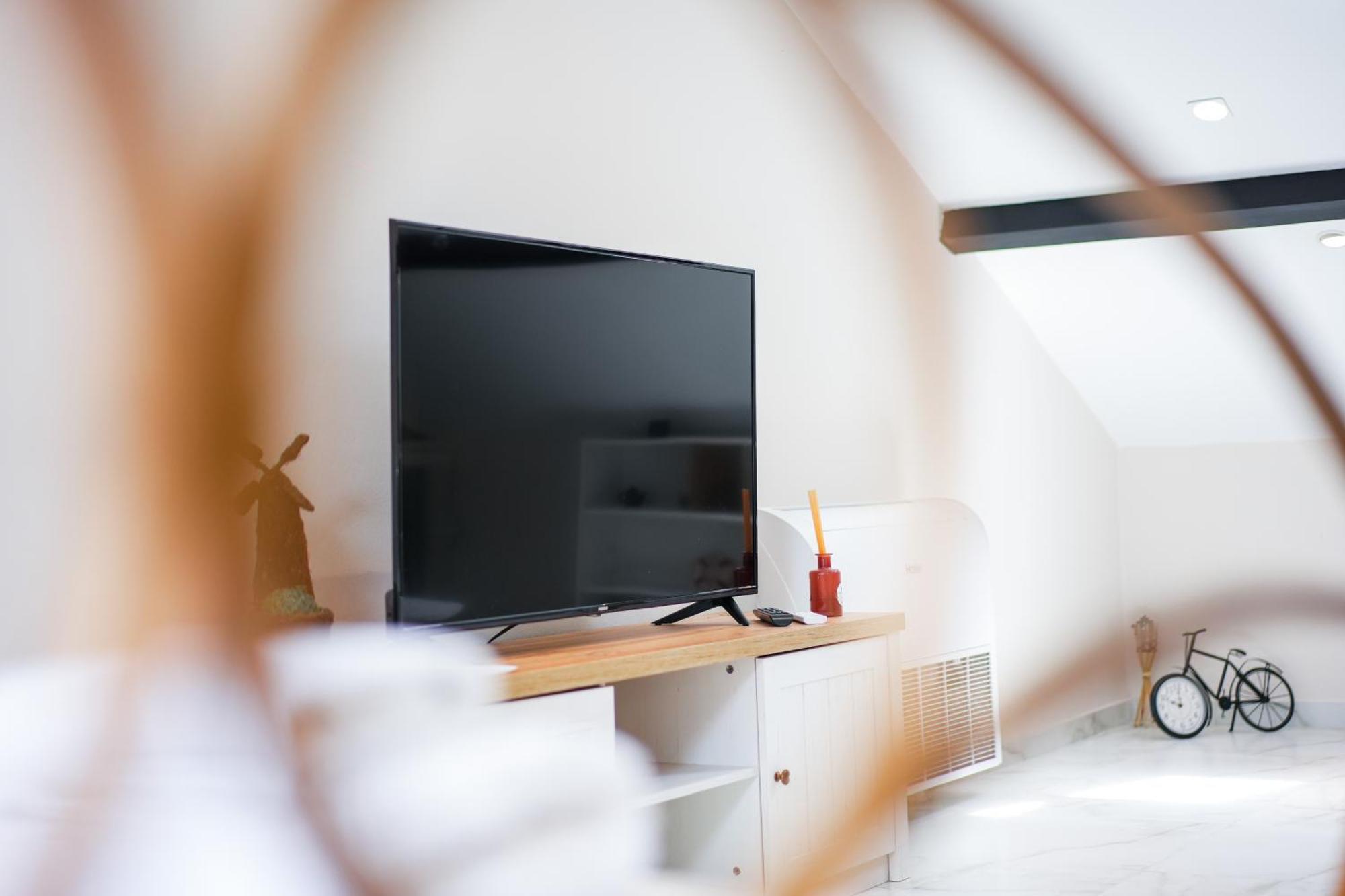 City Center Hideout - Studio Apartment Tirana Buitenkant foto